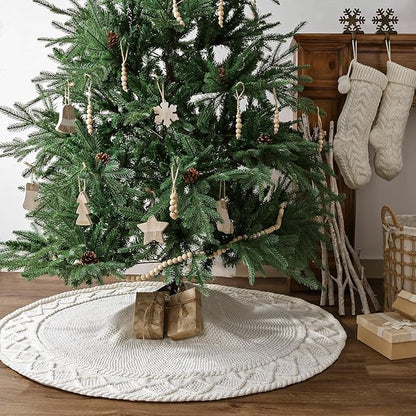 Diamond-Edge Knitted Christmas Tree Skirt